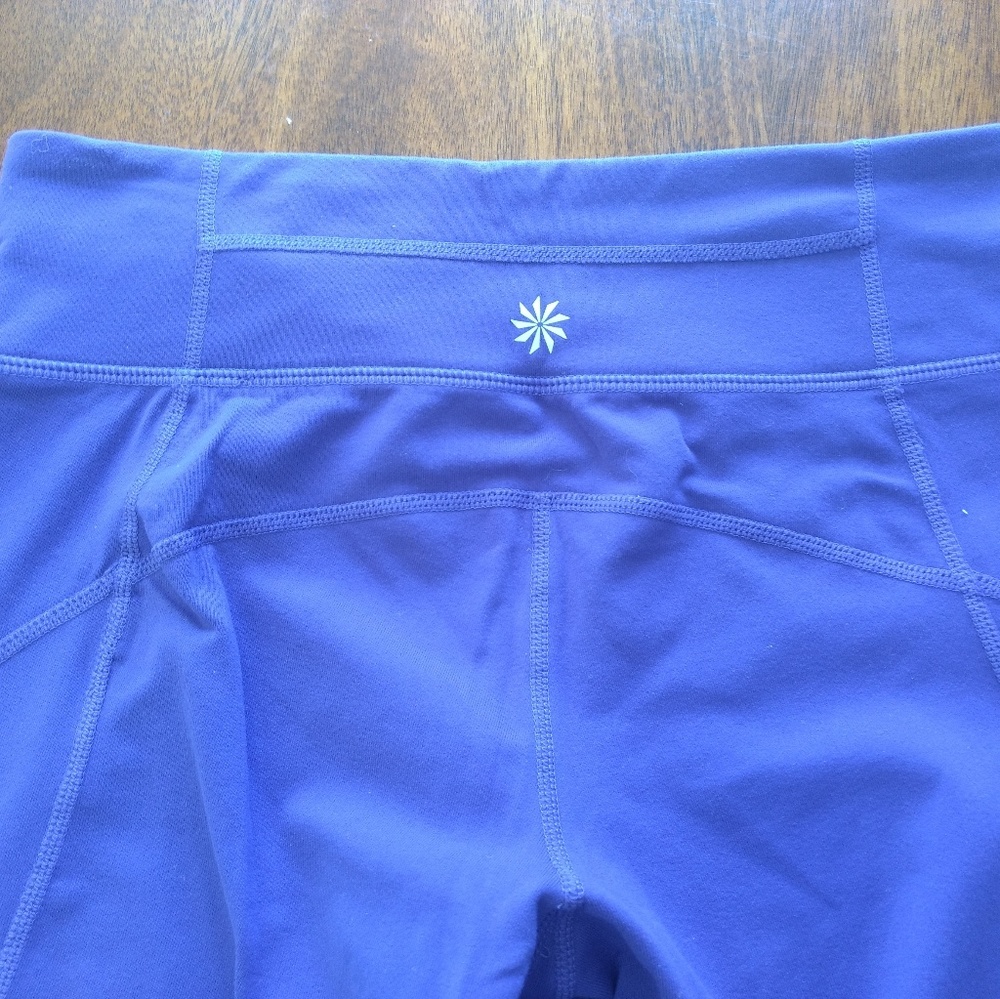 NWOT S Athleta Purple Reactor Activewear Capris - Picture 4 of 4
